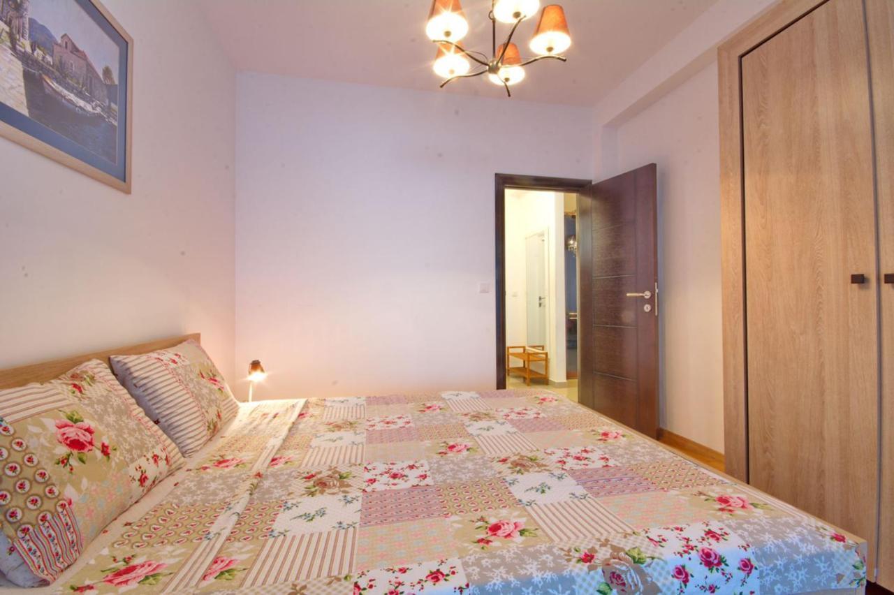 Villa Milla Kotor Bagian luar foto