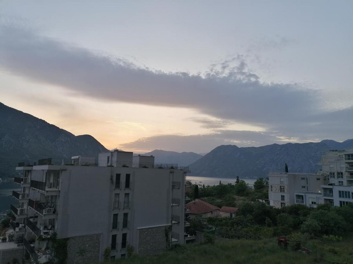 Villa Milla Kotor Bagian luar foto