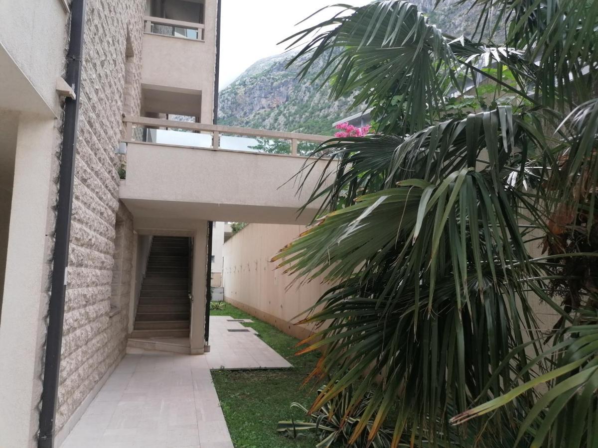 Villa Milla Kotor Bagian luar foto